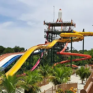 diroma-resort-splash-e-acqua-park.caldasnovashotels.com/