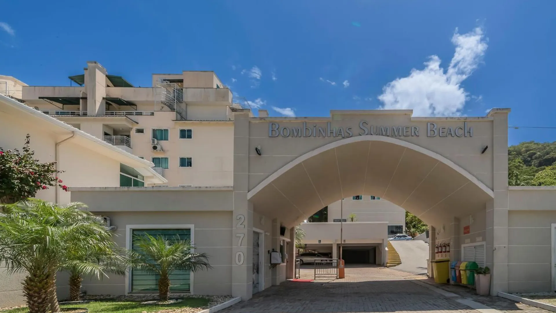 Aparthotel Bombinhas Summer Beach